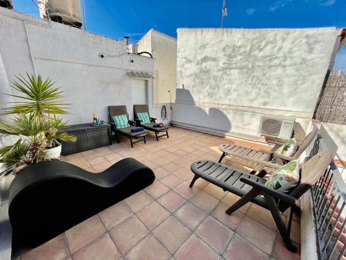 Sea Dreams With Amazing Terrace Apartment ซีเจส ภายนอก รูปภาพ
